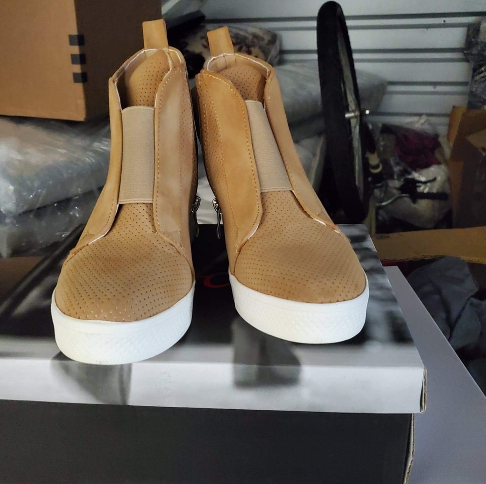 Ccocci suede bootlets